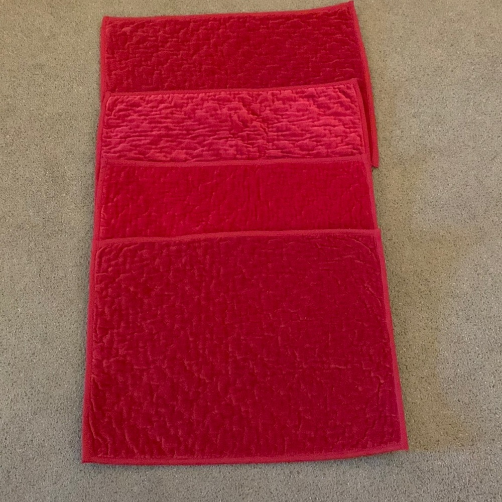 New target placemats